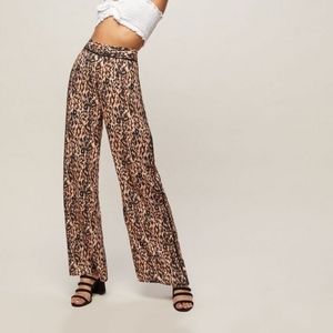 ASOS Miss Selfridge Cheetah Print Pants NWOT